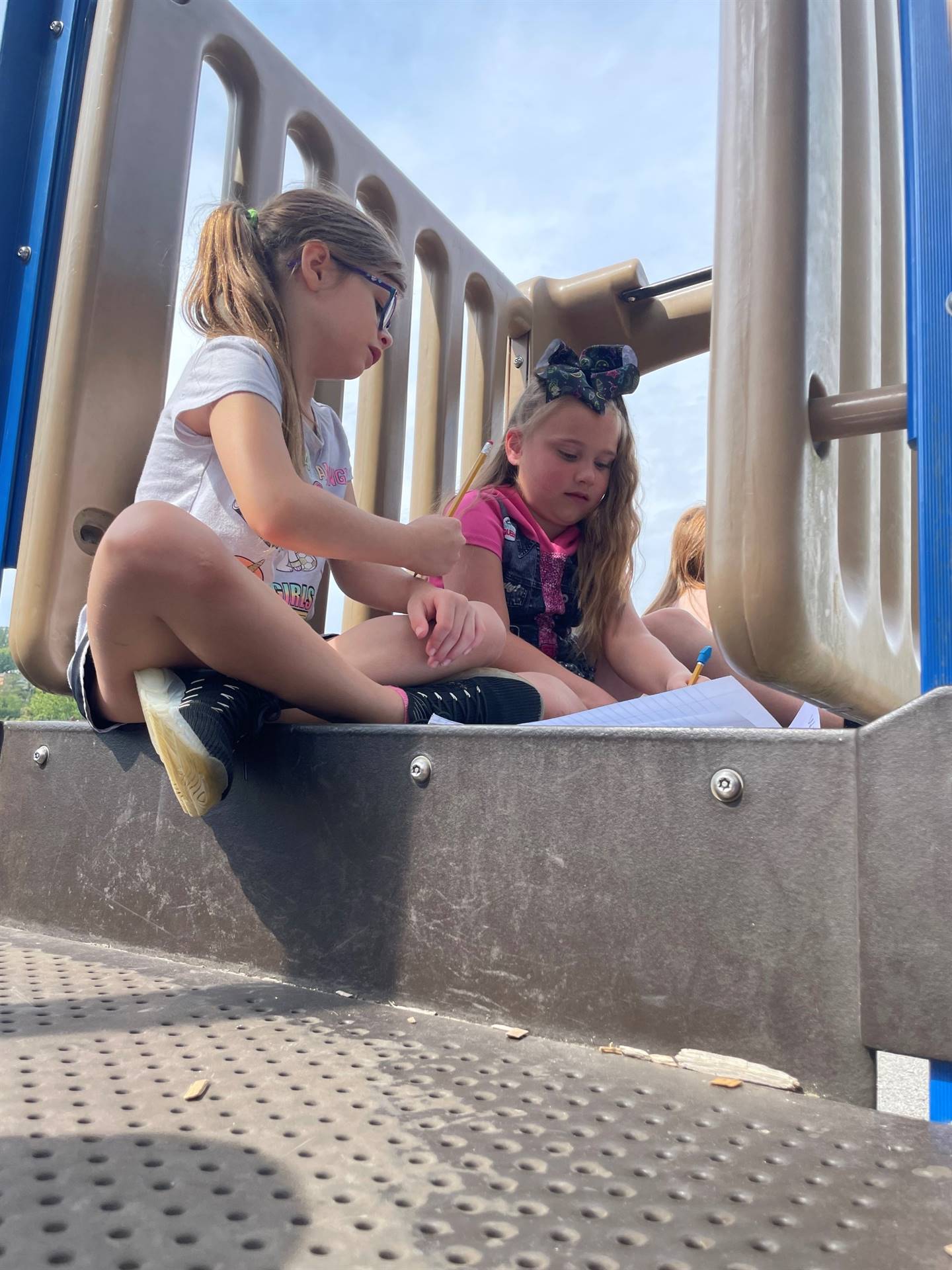 Mrs. Cowser’s 2nd Grade Study Weather Outside