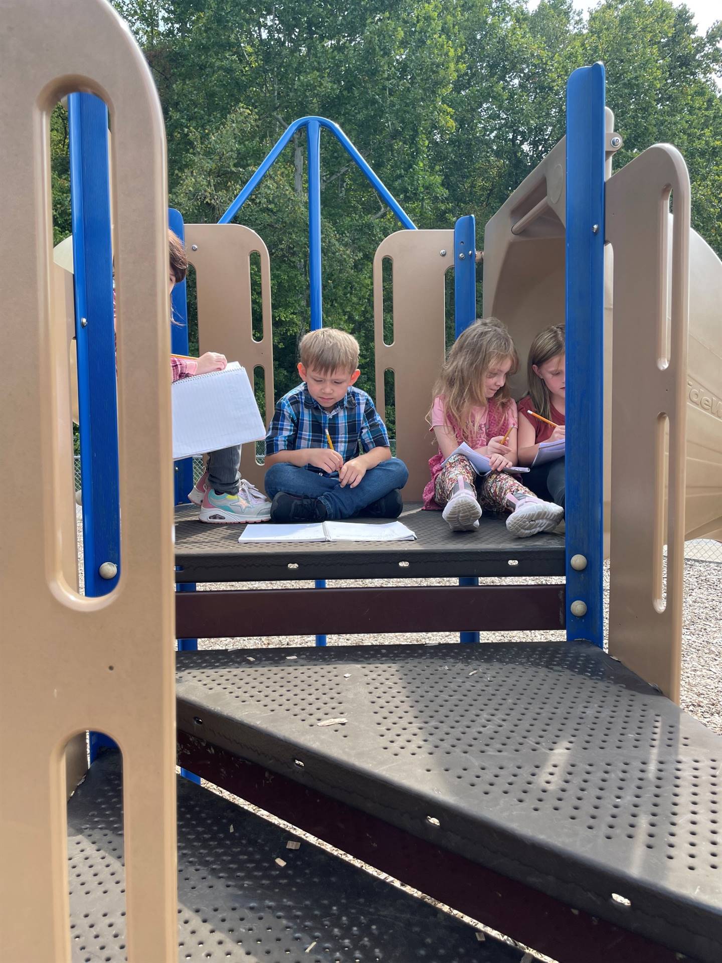 Mrs. Cowser’s 2nd Grade Study Weather Outside